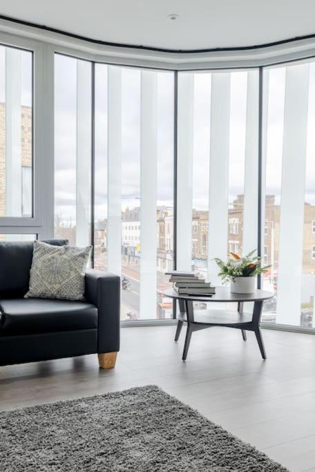 Vertigo Boutique Sleeps 4 London Кінгстон-на-Темзі Екстер'єр фото