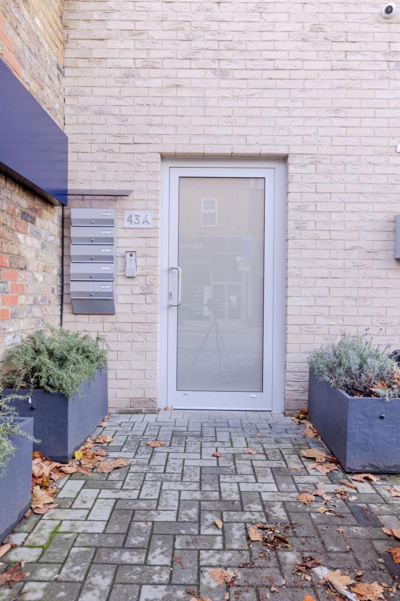 Vertigo Boutique Sleeps 4 London Кінгстон-на-Темзі Екстер'єр фото
