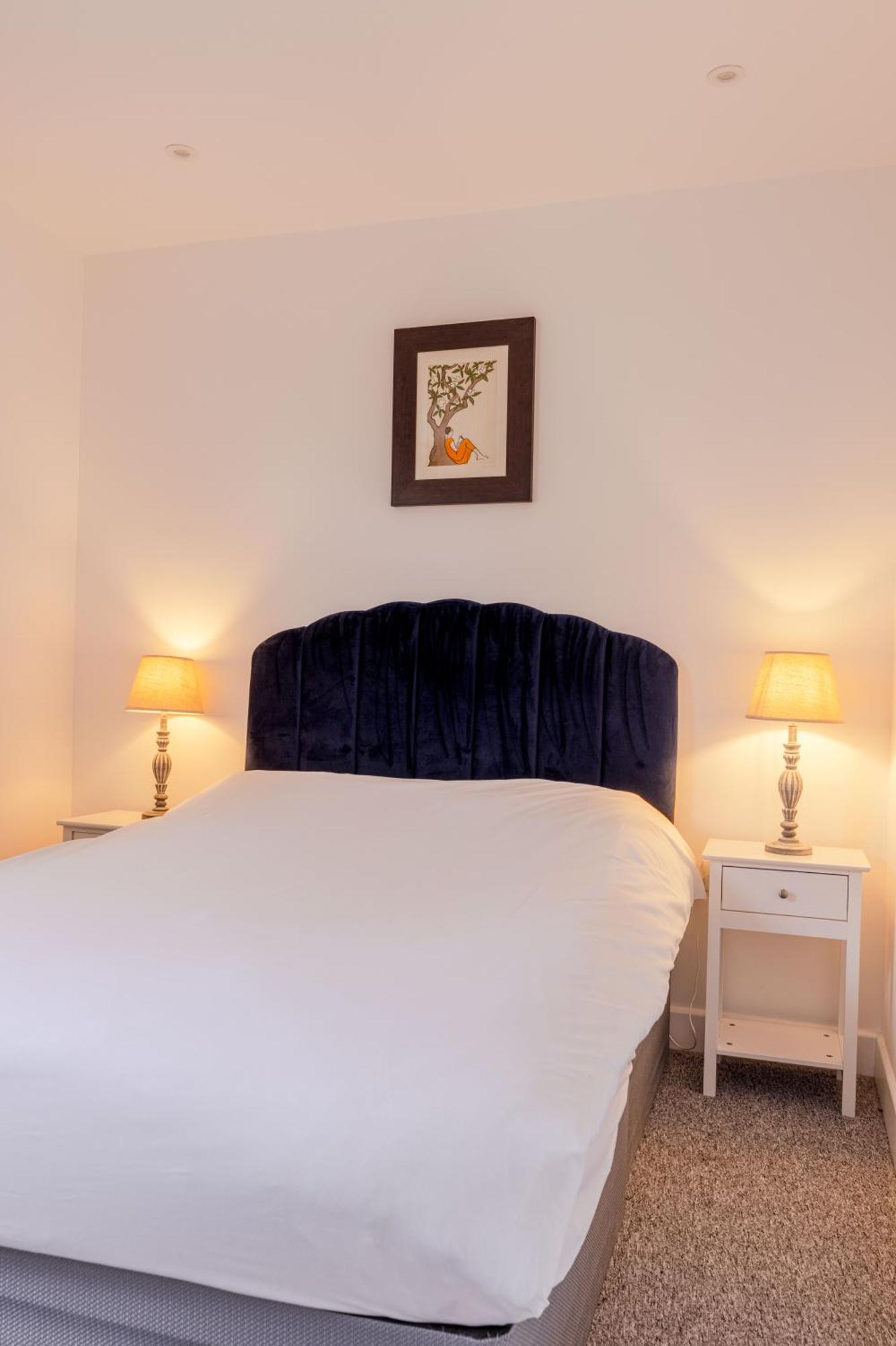 Vertigo Boutique Sleeps 4 London Кінгстон-на-Темзі Екстер'єр фото