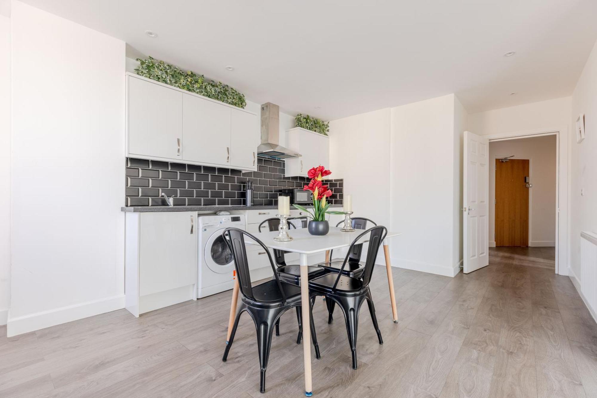 Vertigo Boutique Sleeps 4 London Кінгстон-на-Темзі Екстер'єр фото